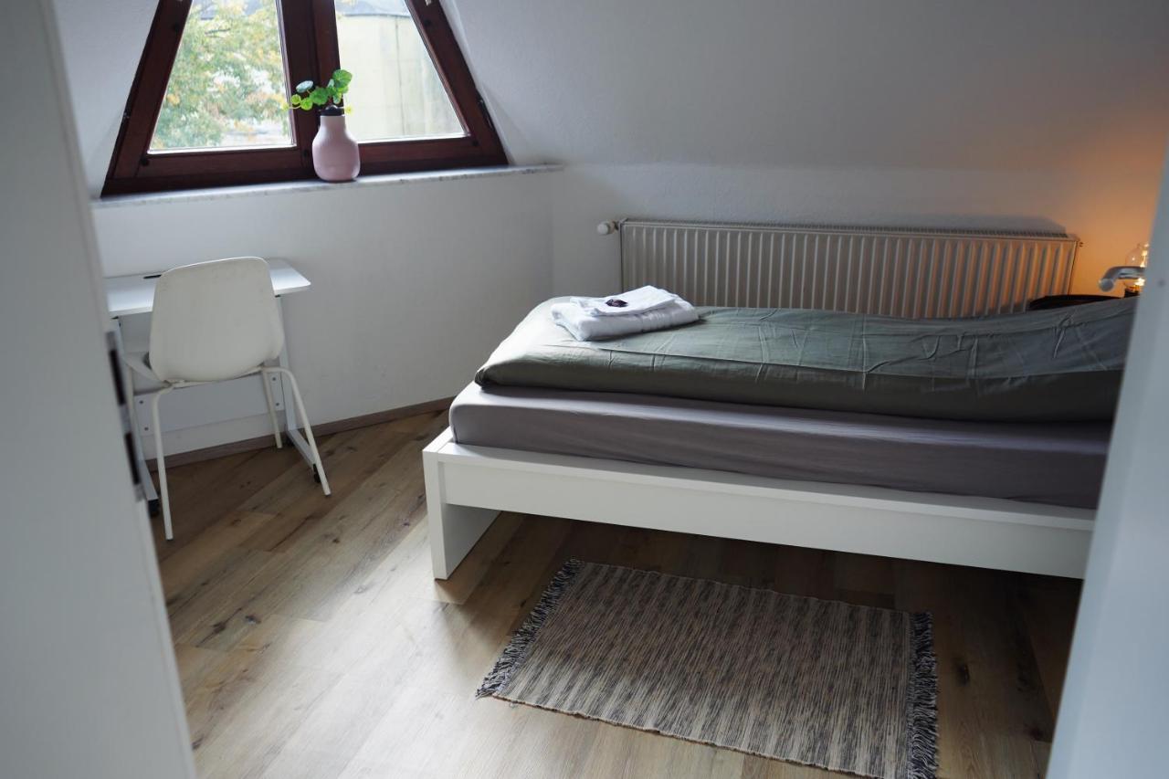 Unique: Geräumig - Bhf-nah - Parkplatz - Netflix Apartment *